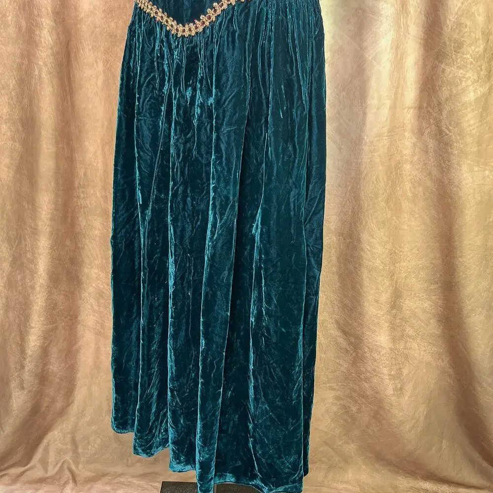 Vintage Renaissance Dress 70s Velour Medieval Gown Green Puff Sleeve Princess - Picture 5 of 9